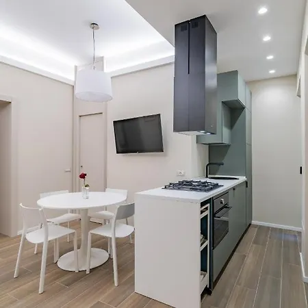 Ginevra-campo De' Fiori Apartamento *